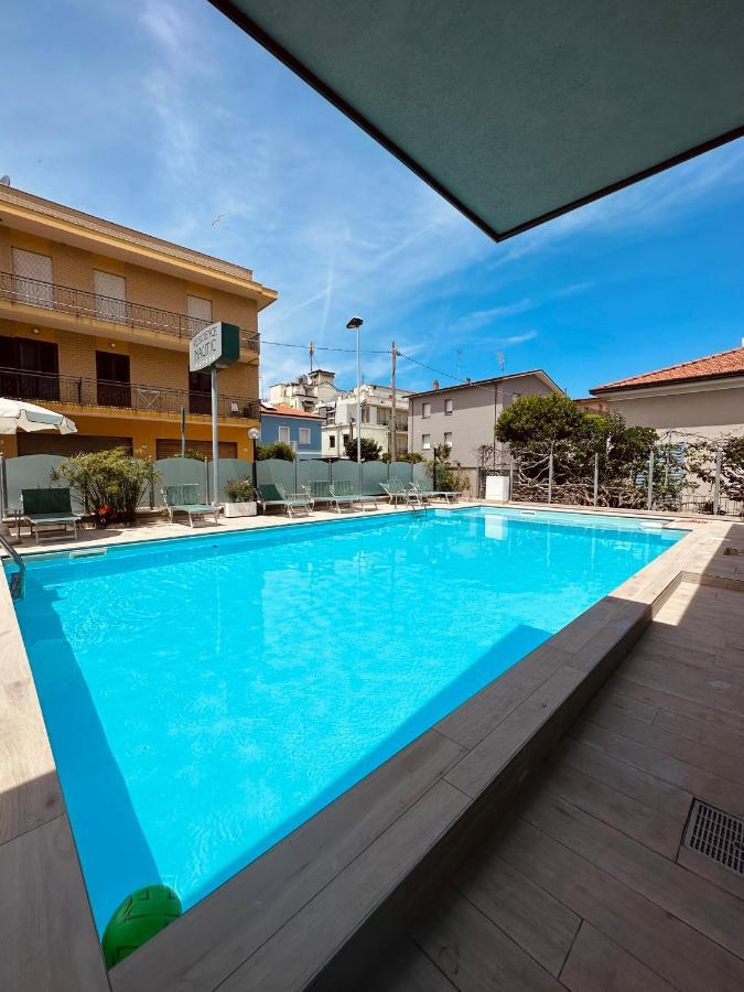 Residence Nautic Rimini Extérieur photo