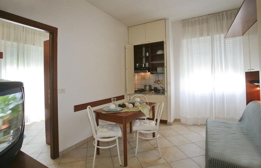Residence Nautic Rimini Extérieur photo