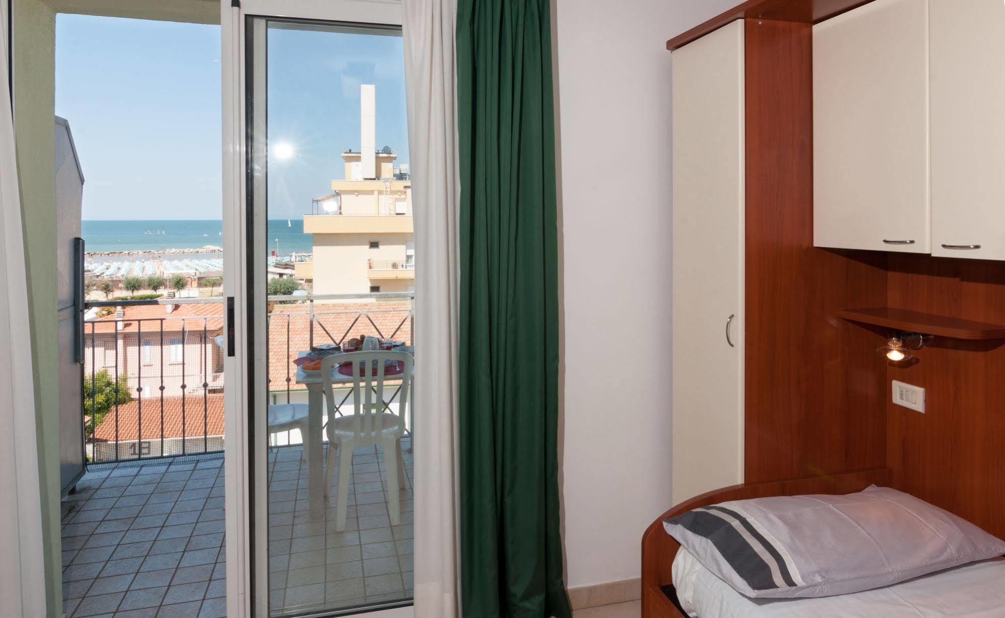 Residence Nautic Rimini Extérieur photo